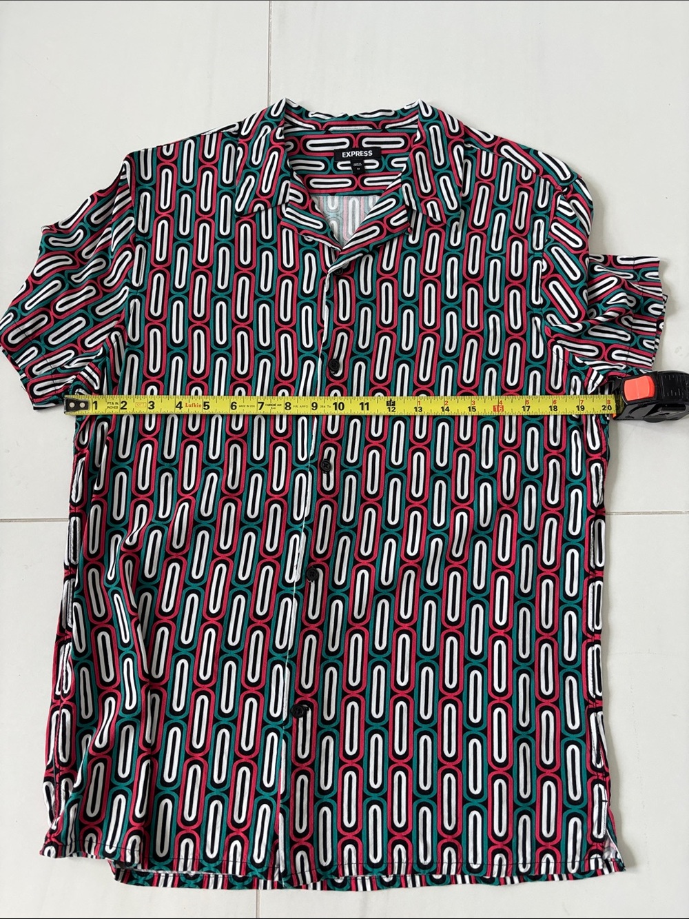 Men’s Express Short-Sleeve Geometric Button-Down Shirt - Picture 5 of 5
